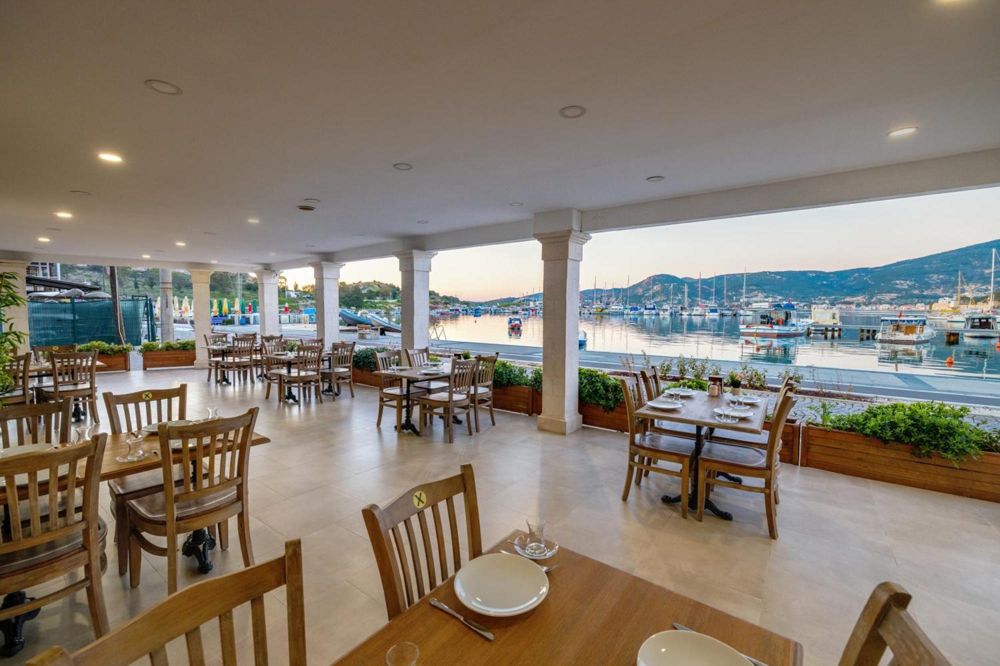 Hanedan Otel Foca Izmir Exterior photo